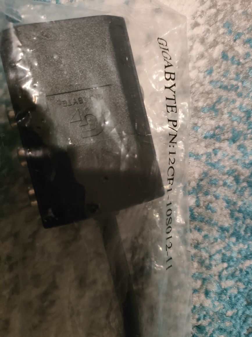 Adapter Gigabyte 12CF1-10S012-11