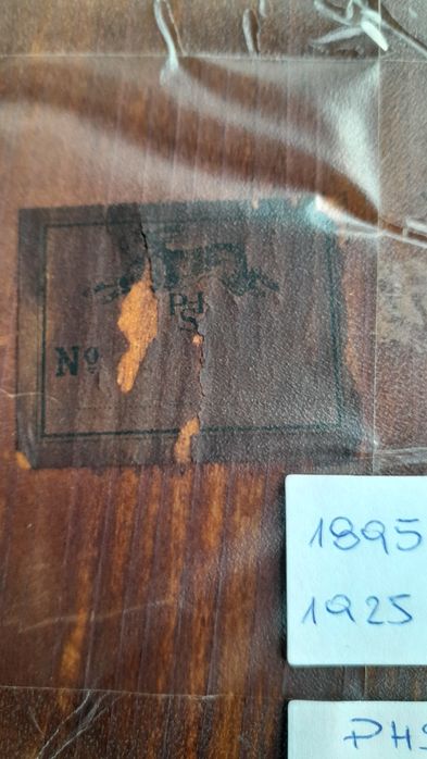 Zabytkowe zegary wiszące