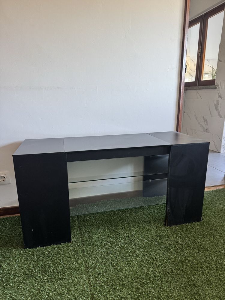 Móvel de sala para TV