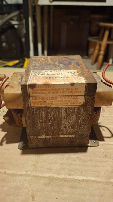 Transformator z mikrofalówki 800w