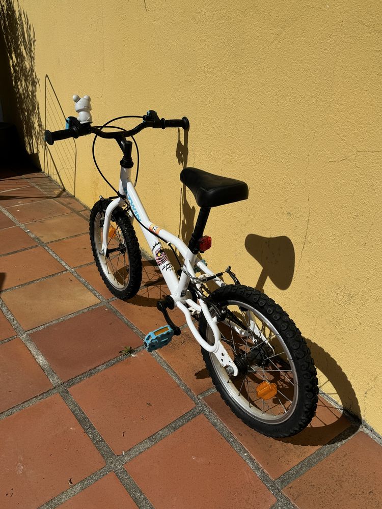 Bicicleta B-win roda 16