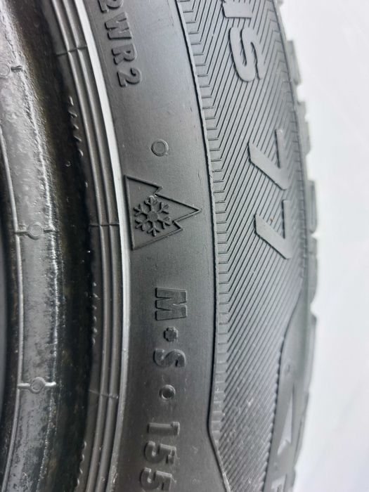 opony zimowe UNIROYAL 155/65 r13 stan bardzo dobry