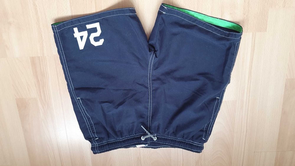 Granatowe kąpielówki spodenki młodzieżowe  firmy F&F rozmiar 12-13 lat