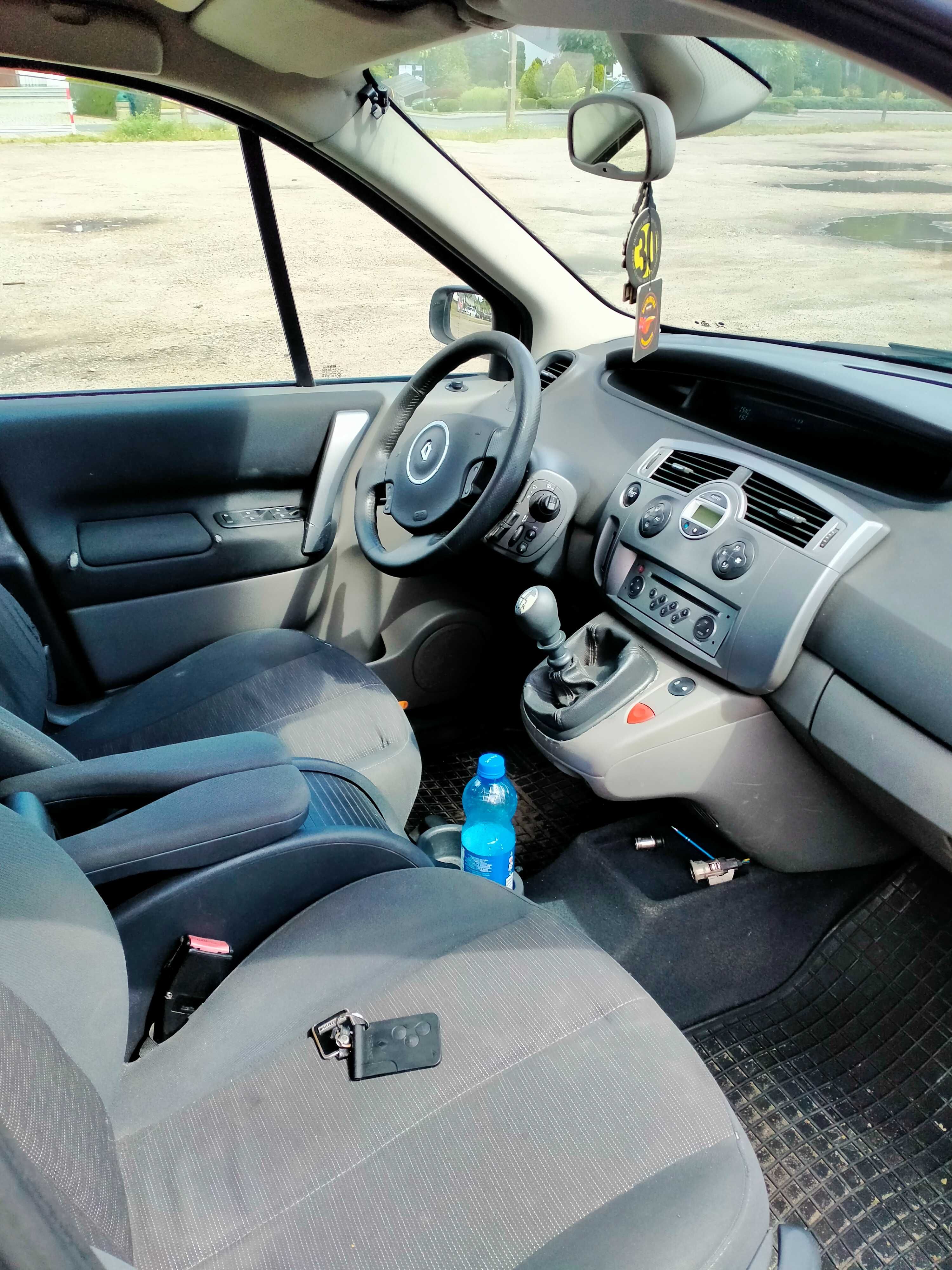 Renault Grant Scenik 2008r 19 D 130km 7 osob Zamiana