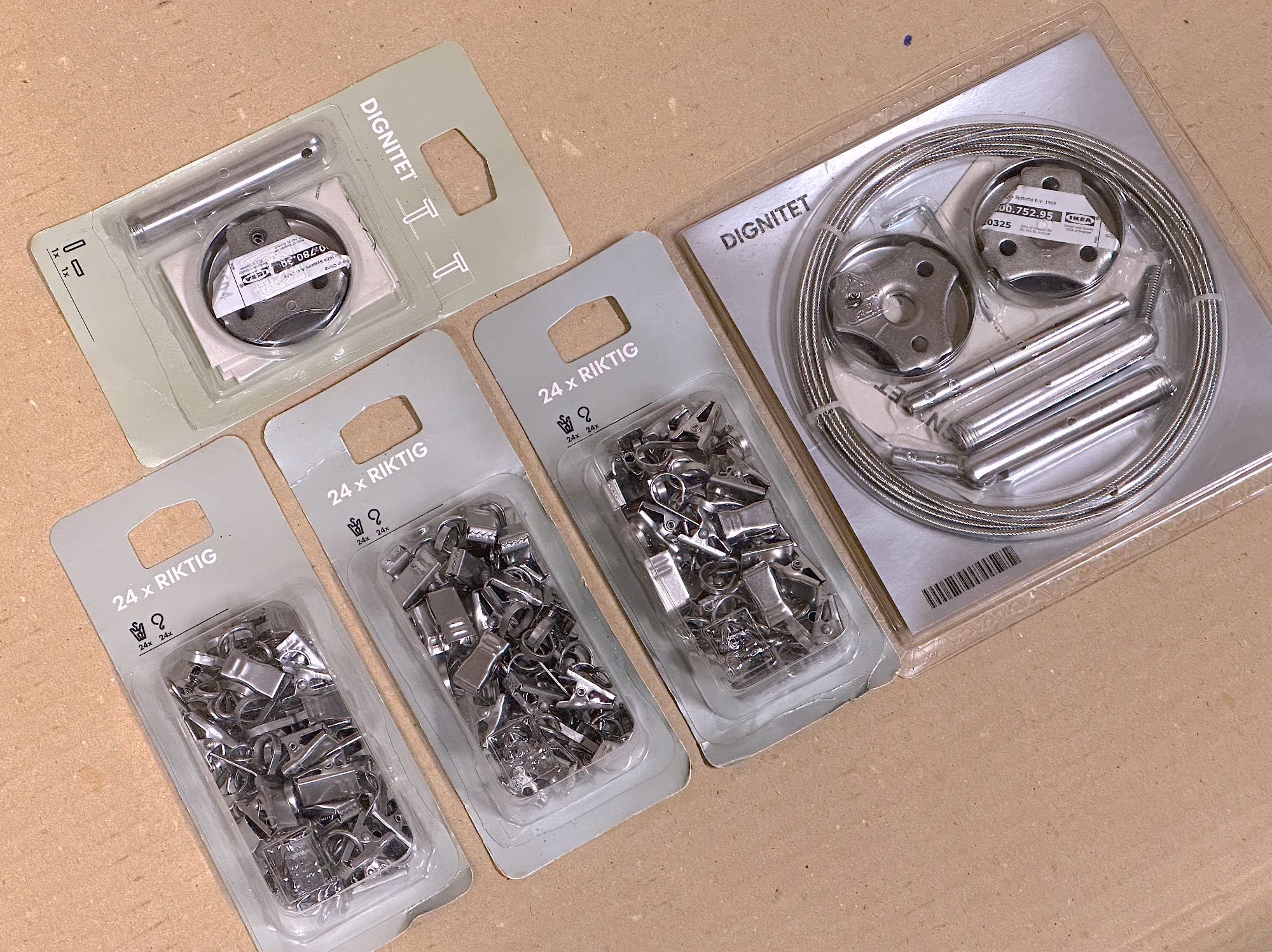 Sistema IKEA para pendurar cortinados