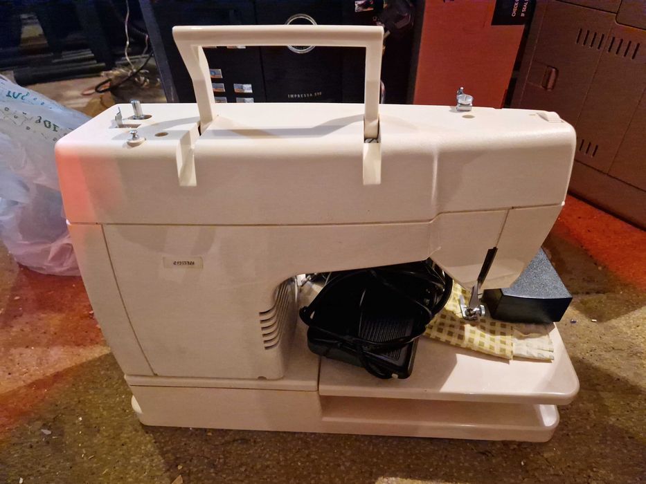 maszyna do szycia Singer Diekmann 7136