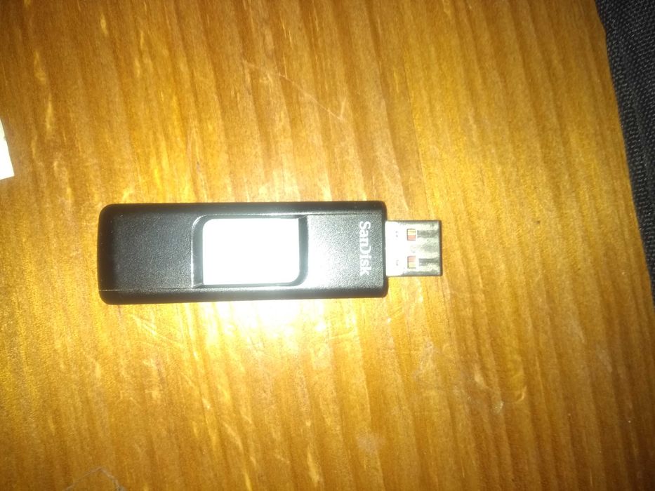 Pen Drive 8GB sanddisck