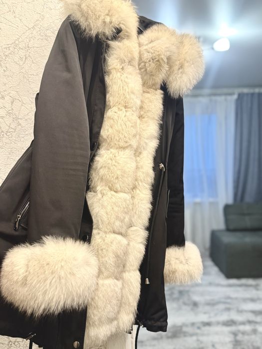 Зимова куртка з  натуральним хутром