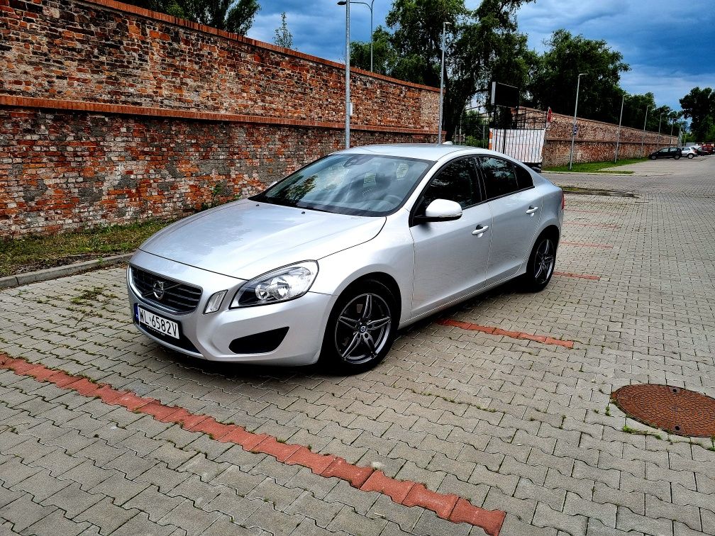 Volvo S60 2.0 136KM  2013 rok  Film