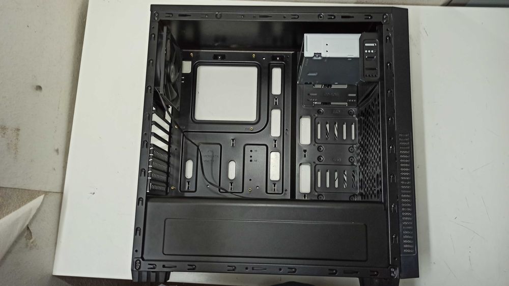 Obudowa SilentiumPC Regnum RG1 Pure Black