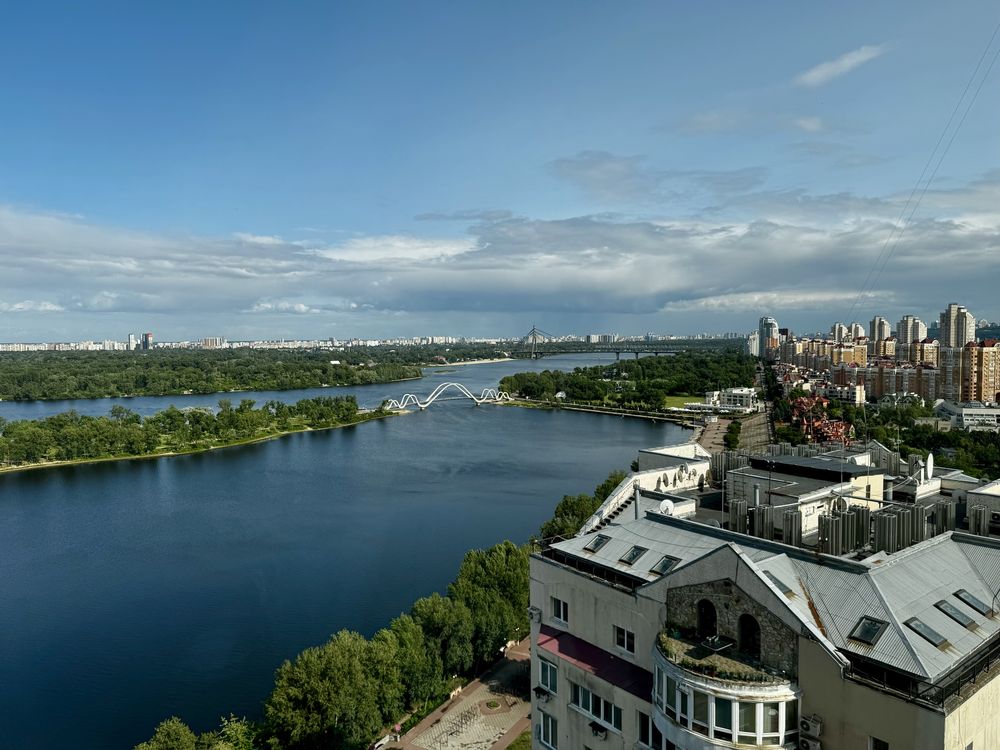 Ексклюзив. Оренда видової унікальної 3к квартири на Оболоні. Без %.