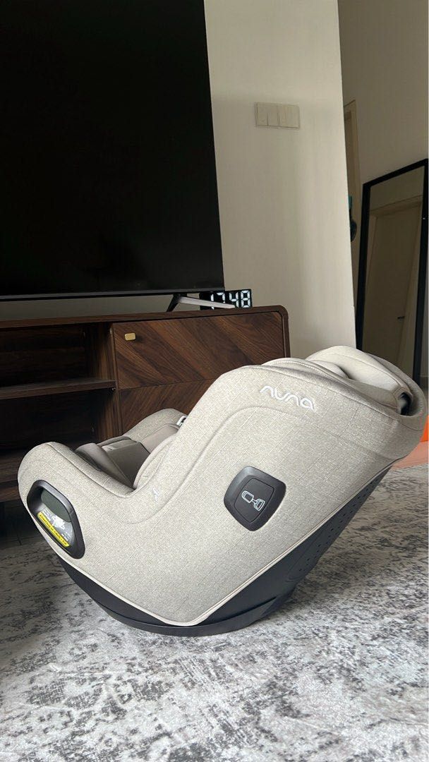 Nuna Todl + Isofix base