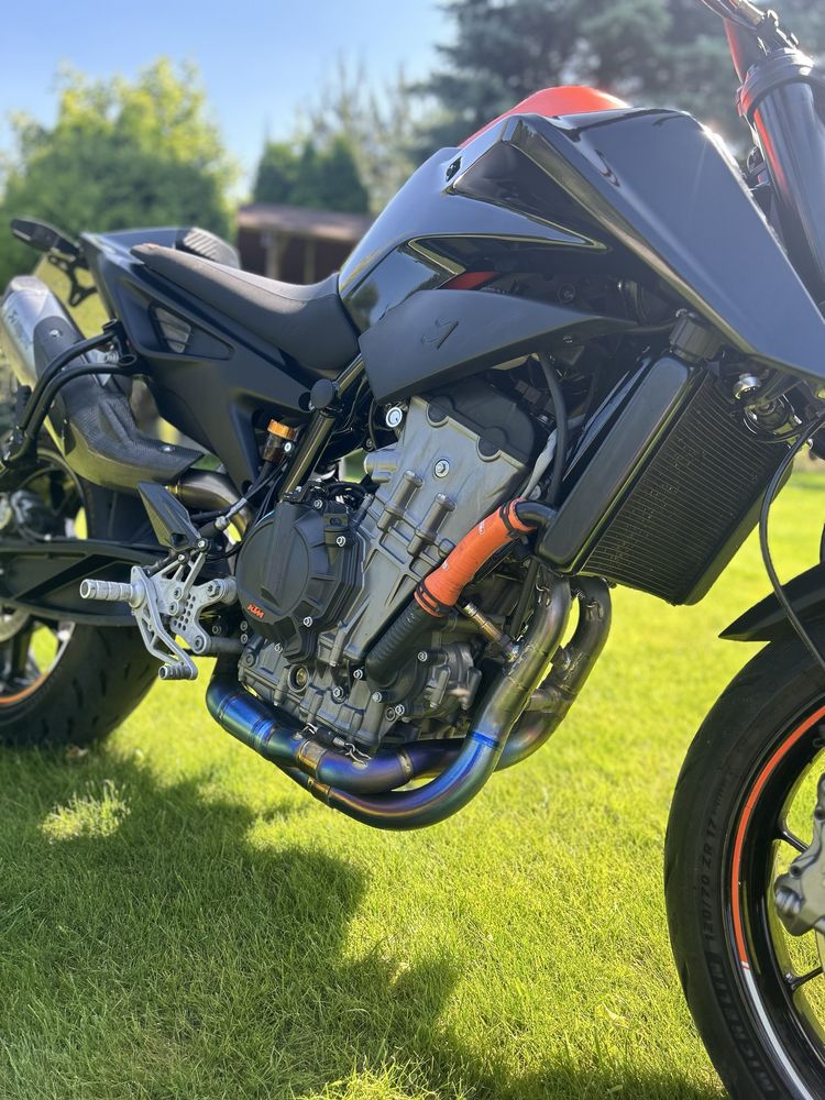 KTM Duke 890 L A2 790 akrapovic mt07 mt09 z900 pelna moc