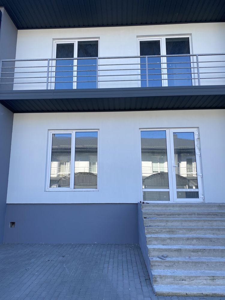 Продаж квартири новобудова 70м2 та гараж Царське село