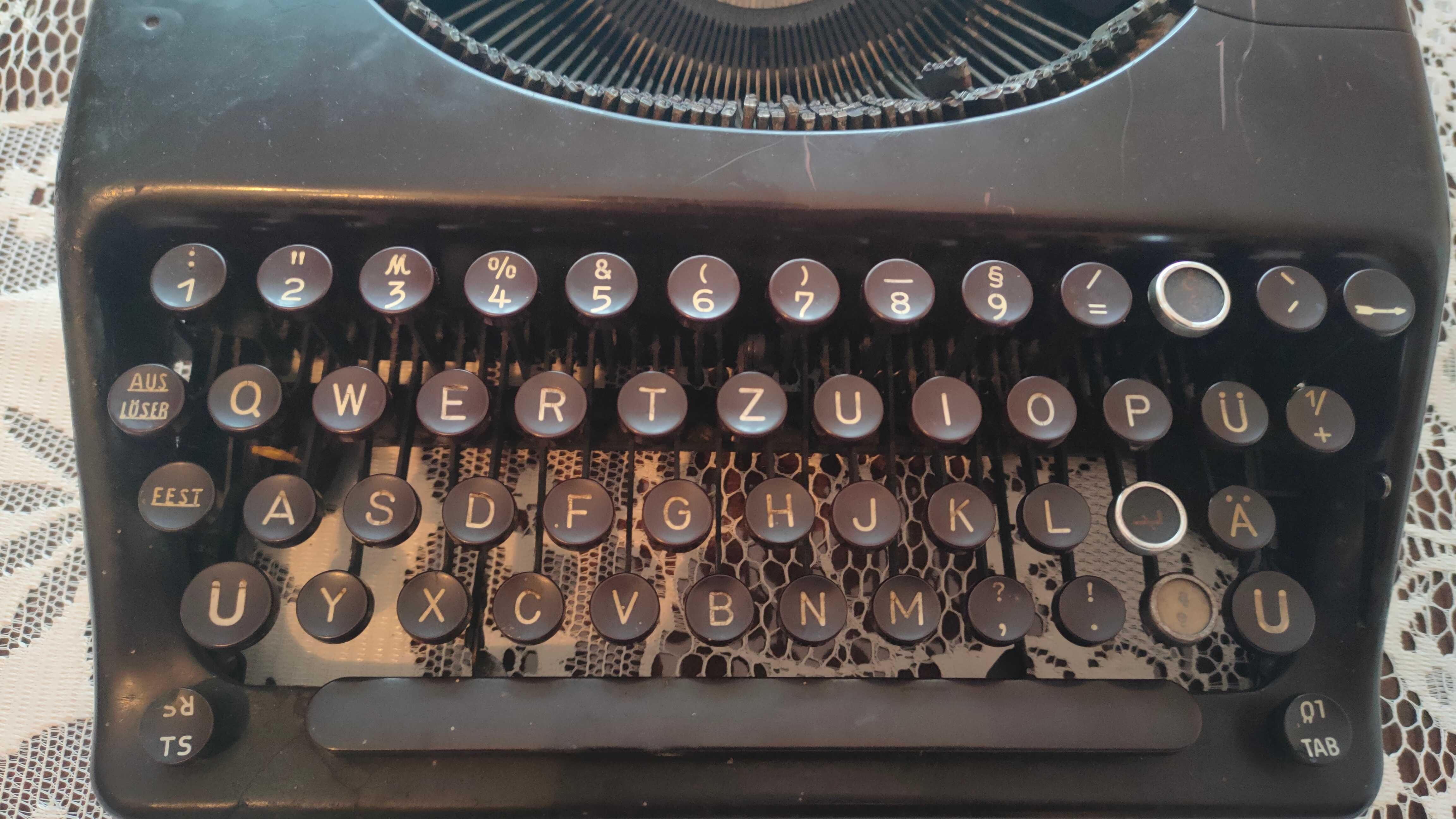 Maszyna do pisania antyk