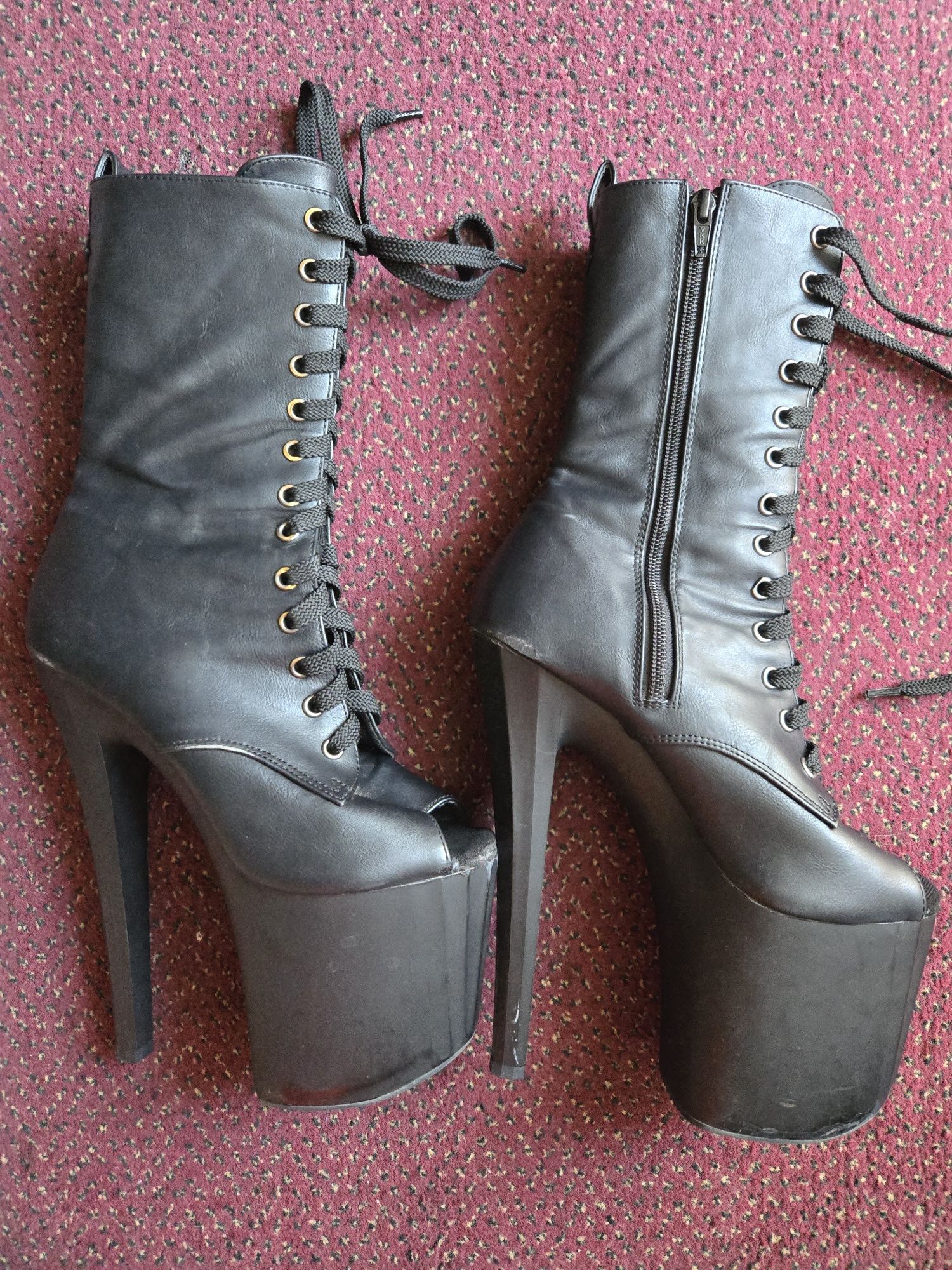 Стріпи Pleaser, трійки, 38 р.