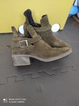 Botki welurowe khaki 36