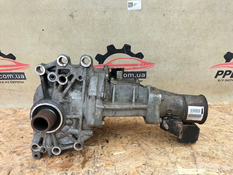 Jeep Compass 11-16 2.2 Patriot раздаточная коробка раздатка 05273456AB