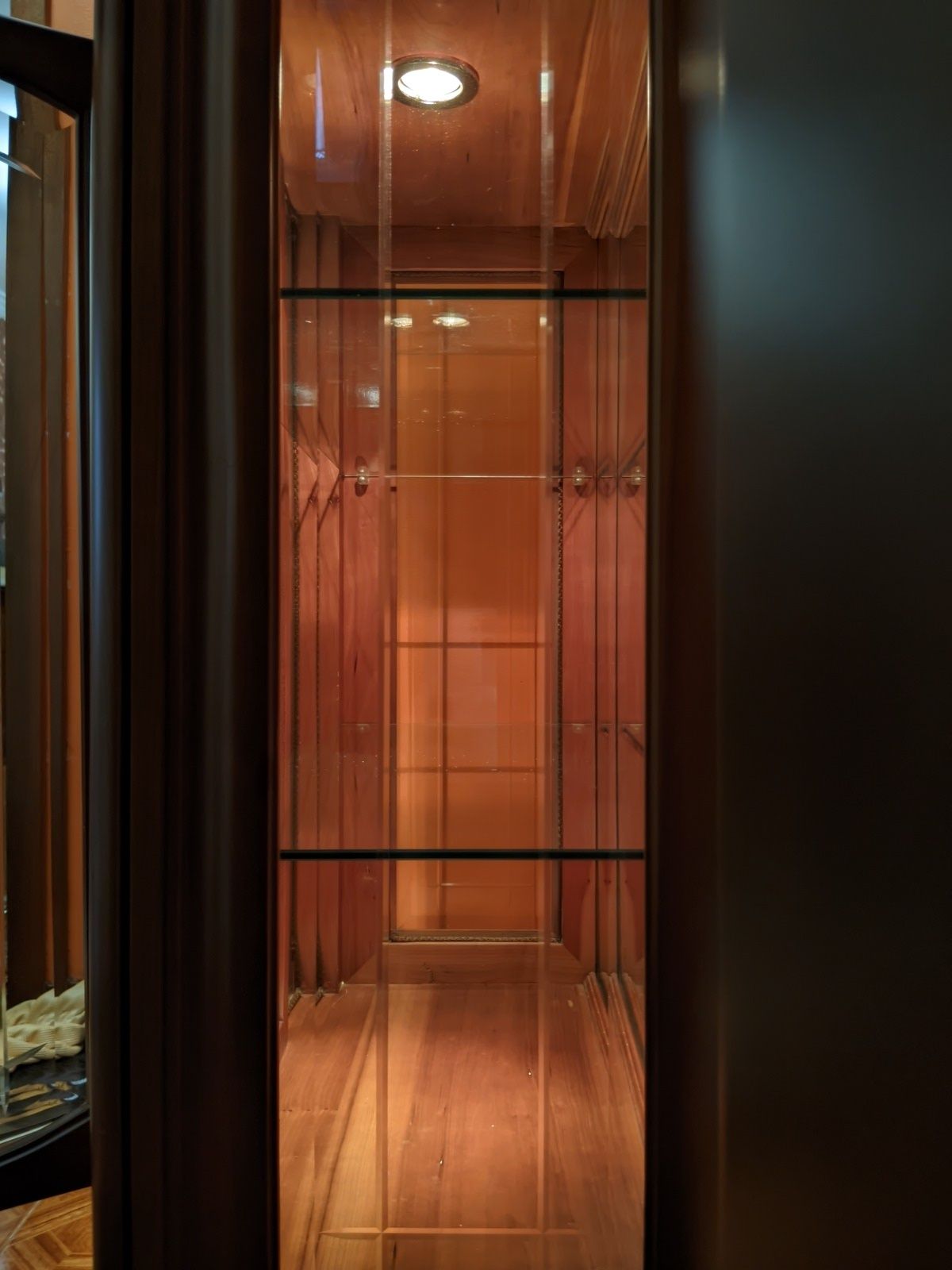 Móvel vitrine decorativo