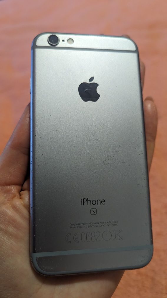 Смартфон Apple iPhone 6s CPO 64Gb Gold Model A1688