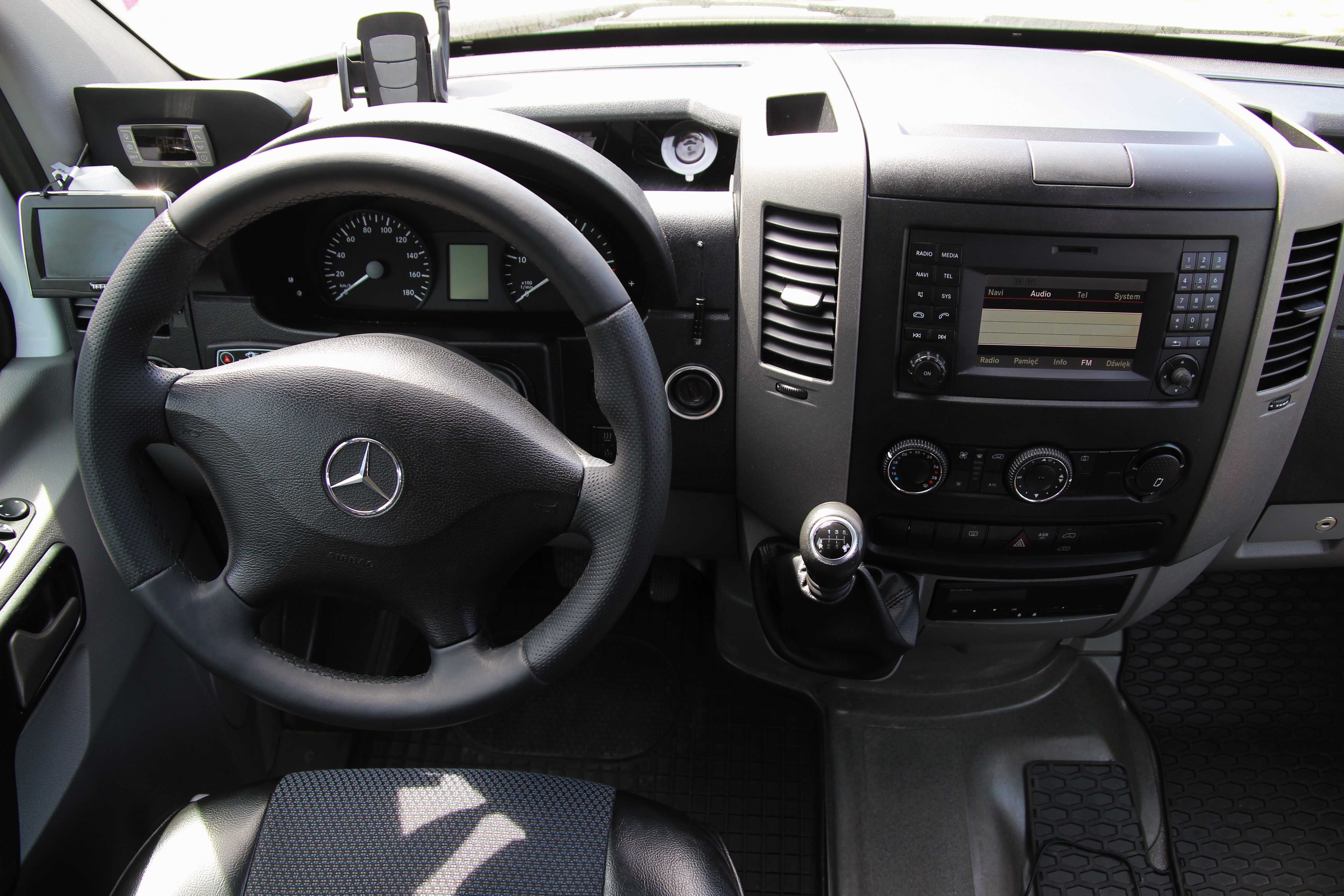 Mercedes sprinter 316cdi 16 miejsc, 2x klima
