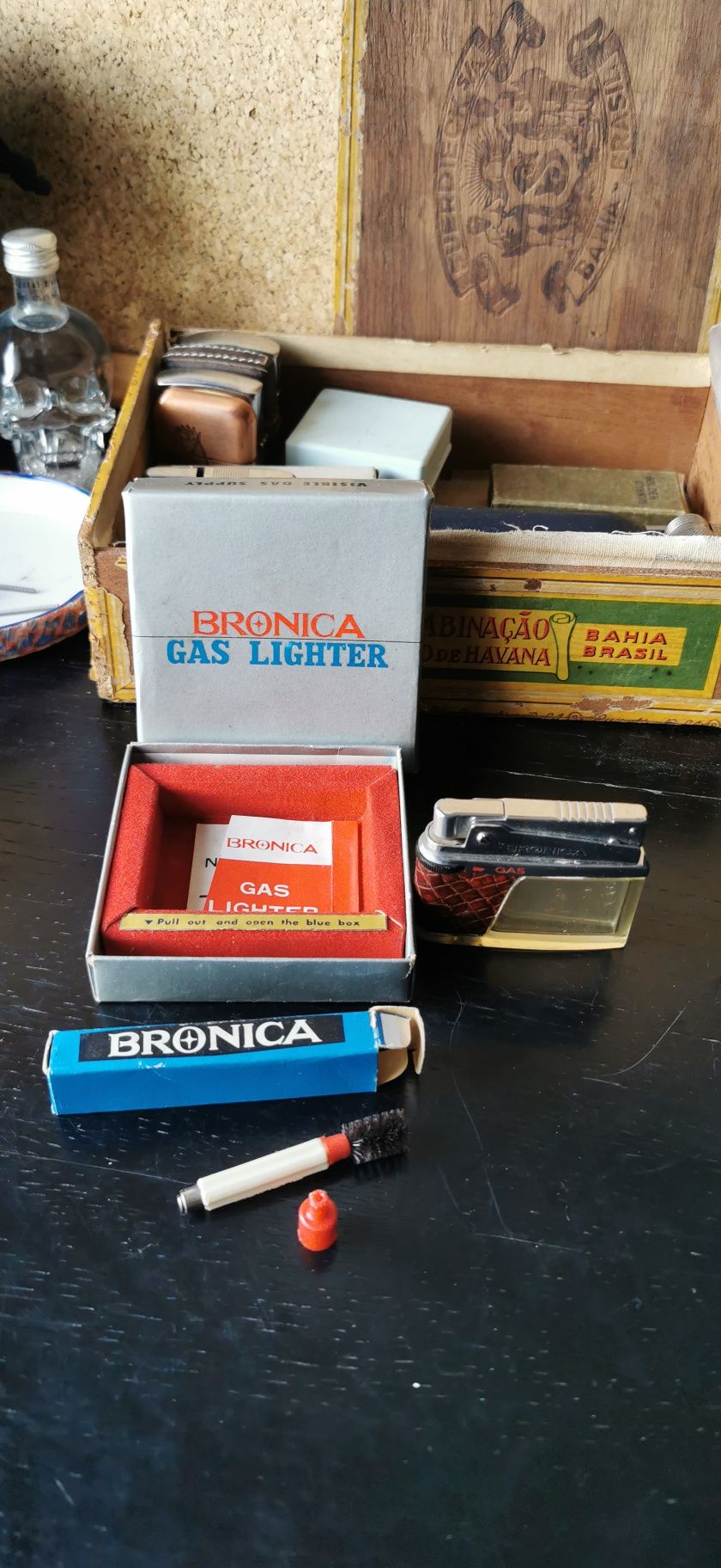 Isqueiro bronica gas lighter