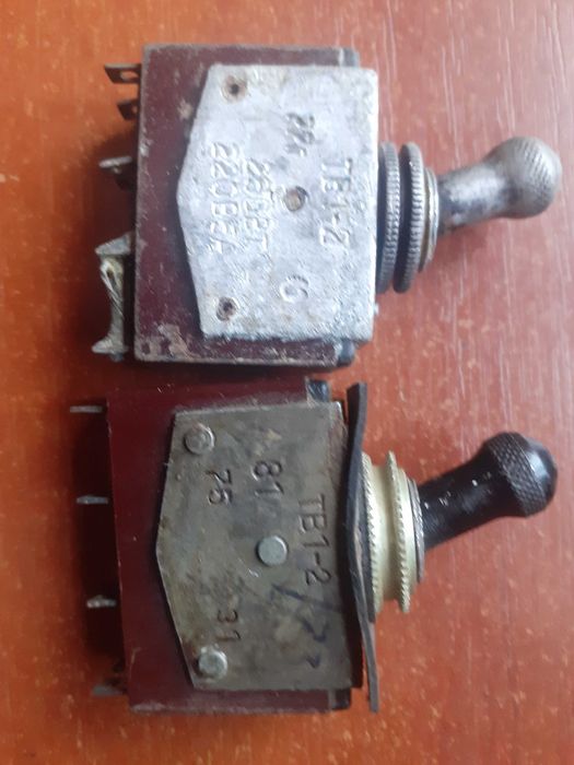 Продам тумблер ТВ1-2