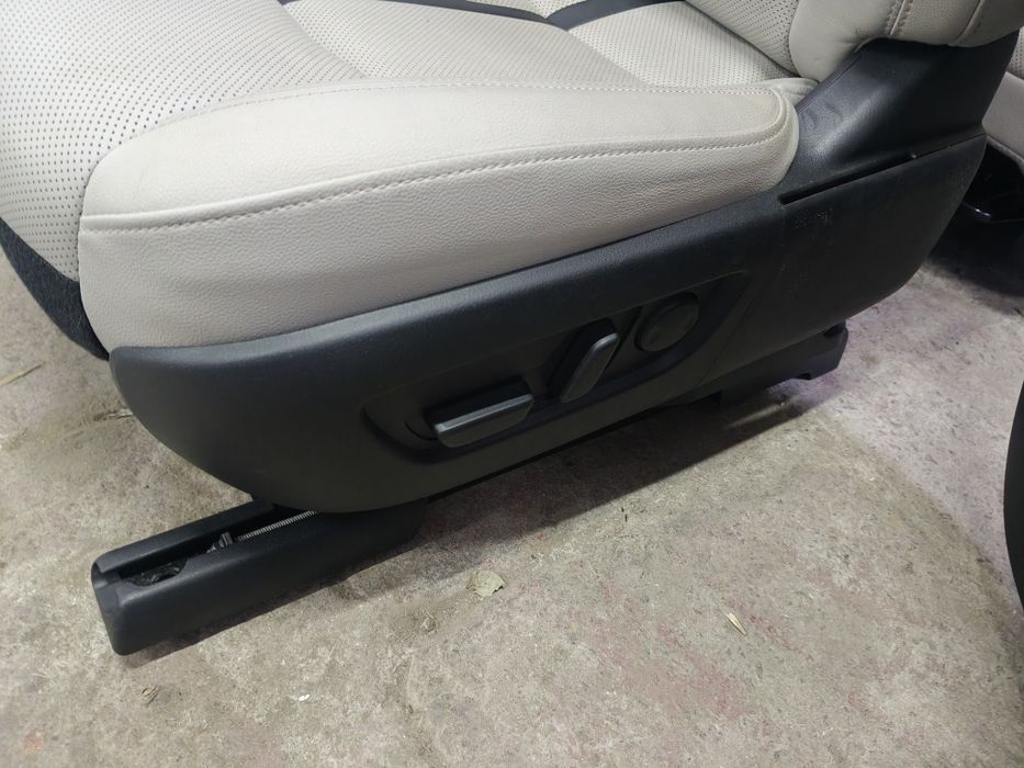 Салон сидения  Mazda CX90 разборка запчасти