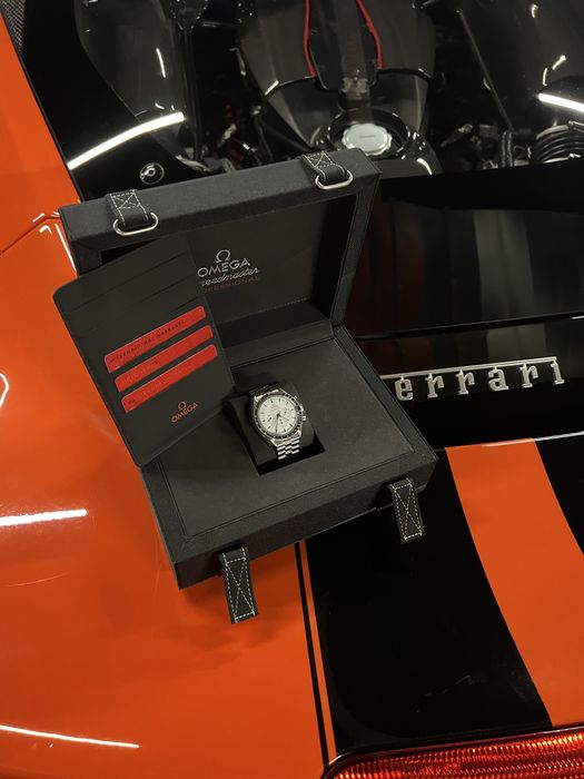 Omega Speedmaster Moonwatch Professional “White Dial”