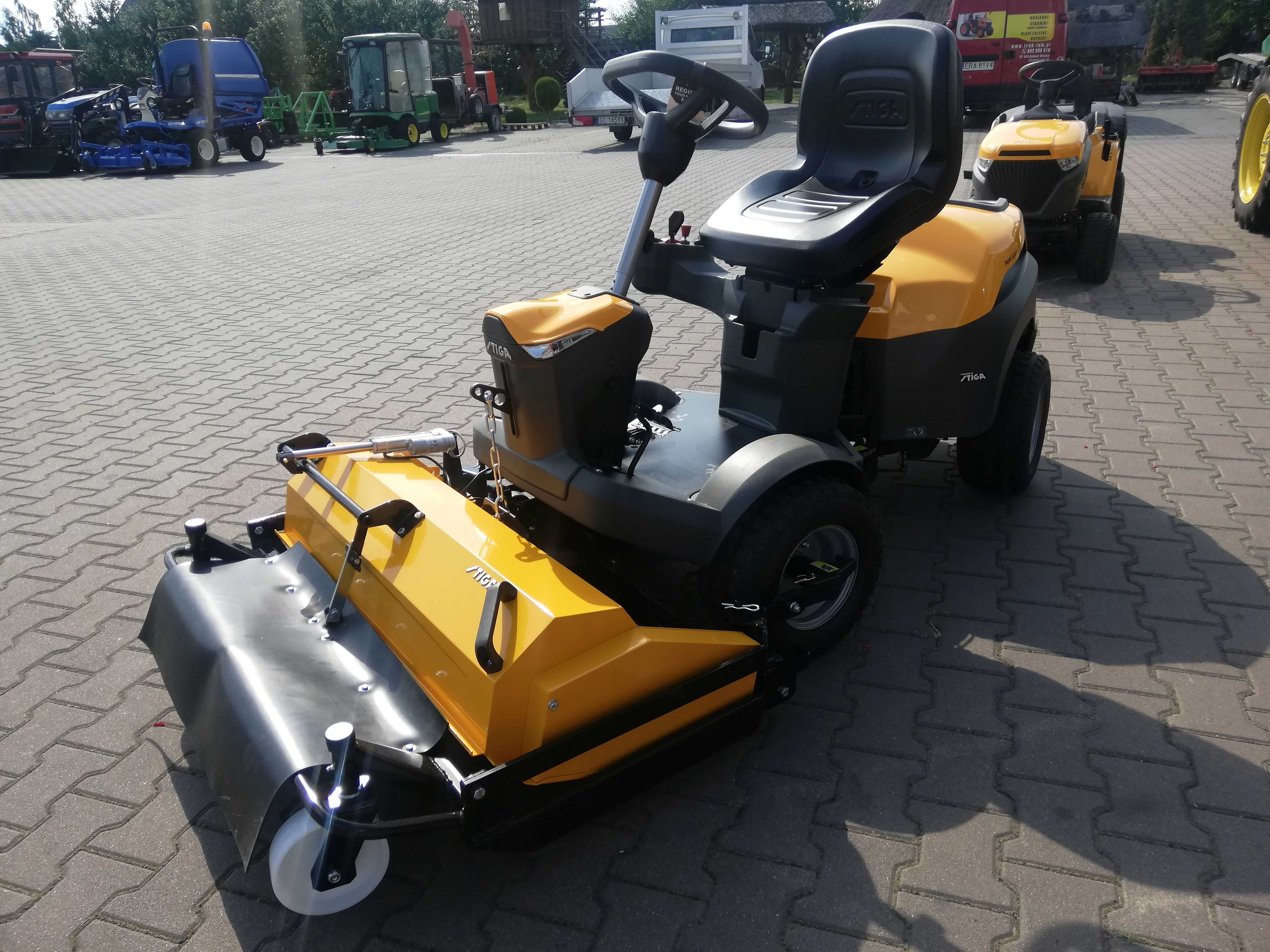 Traktor STIGA PARK  4x4 V2 wspomaganie + kosiarka bijakowa Rider