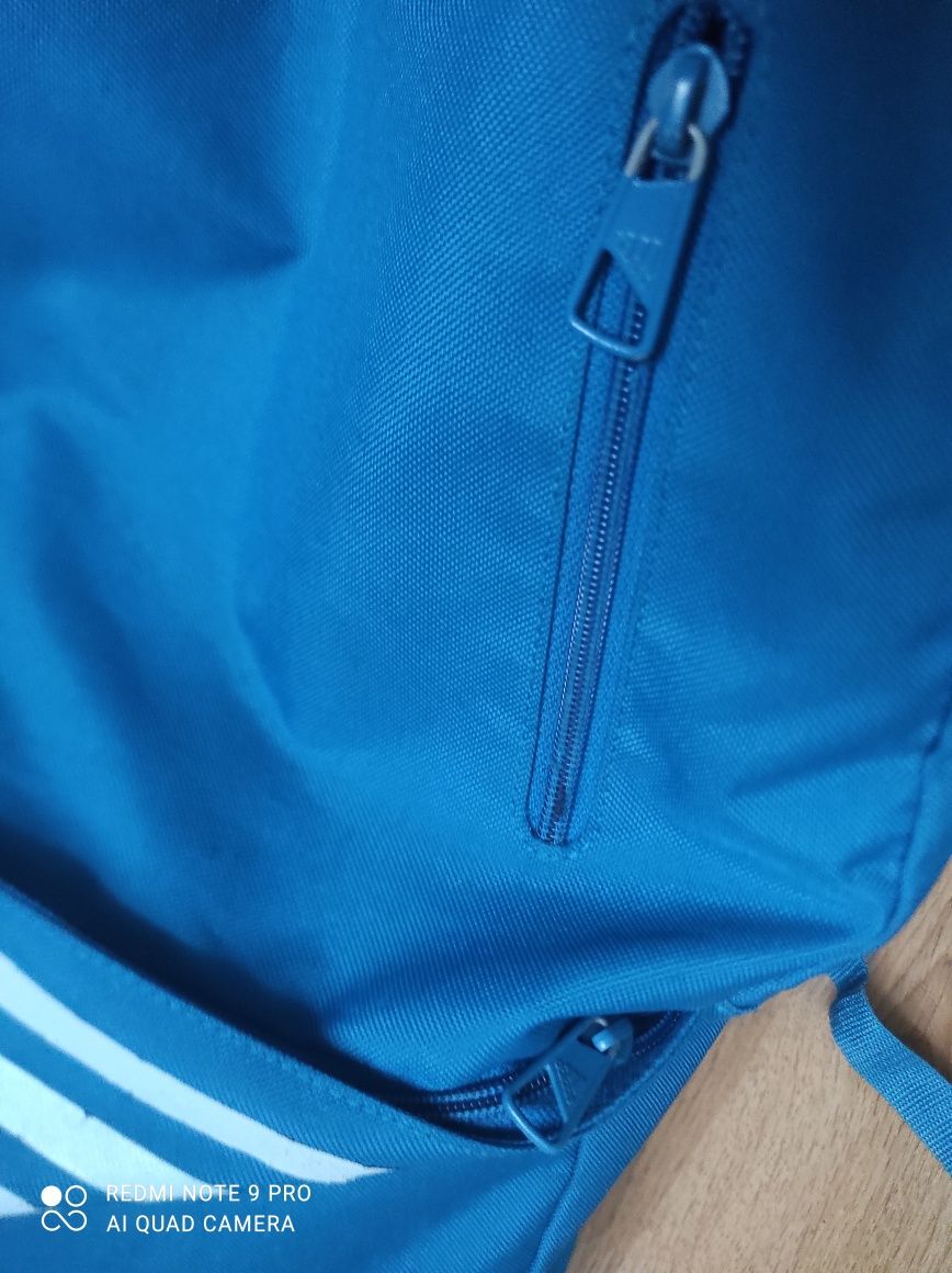 Sprzedam pojemny plecak adidas