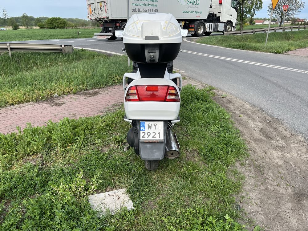 Suzuki Burgman 400