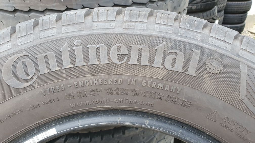 215/70 R15C 4шт  Continental (Континенталь) Авторезина, шини.