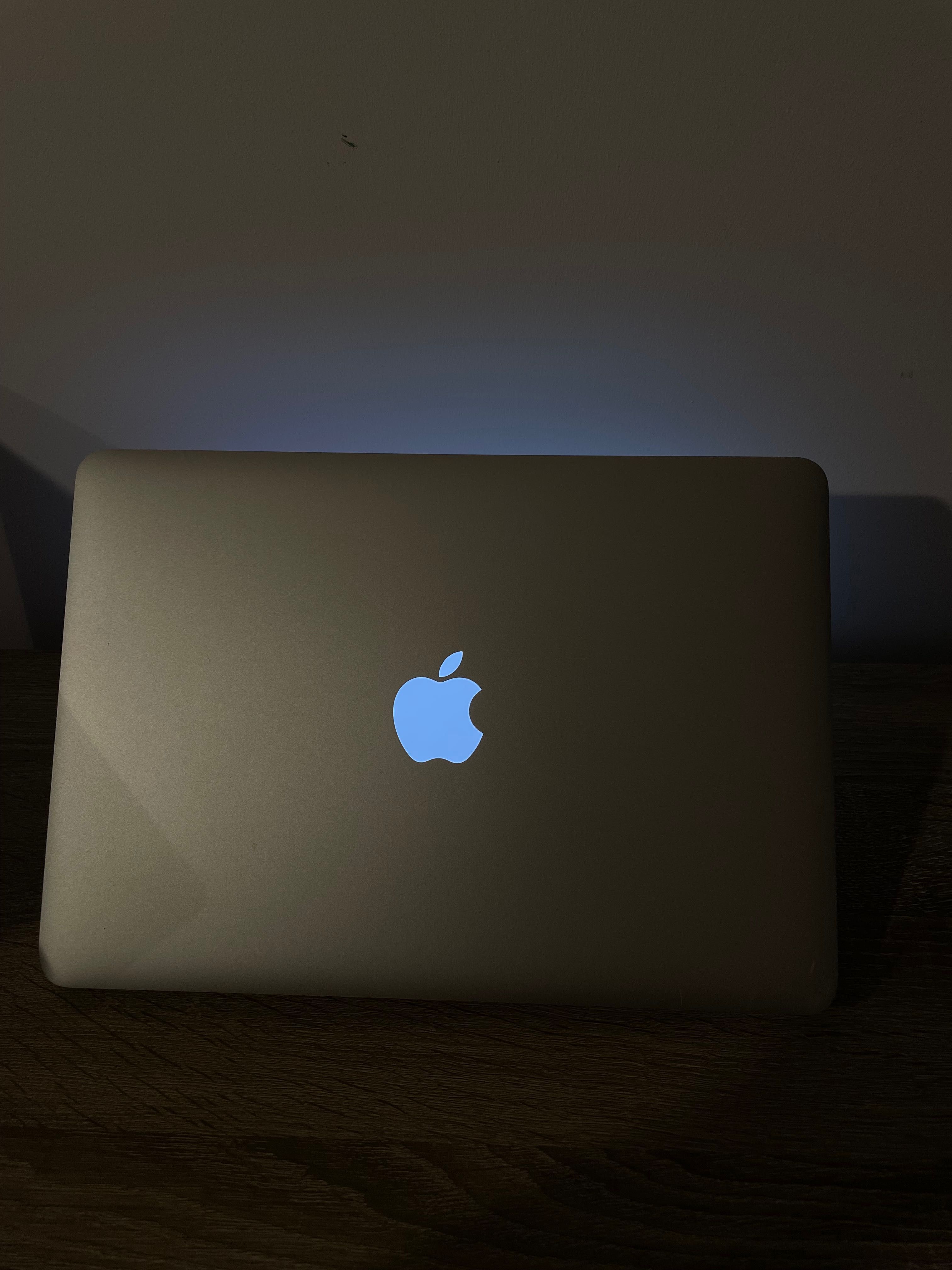 Apple MacBook Air 13" A1466