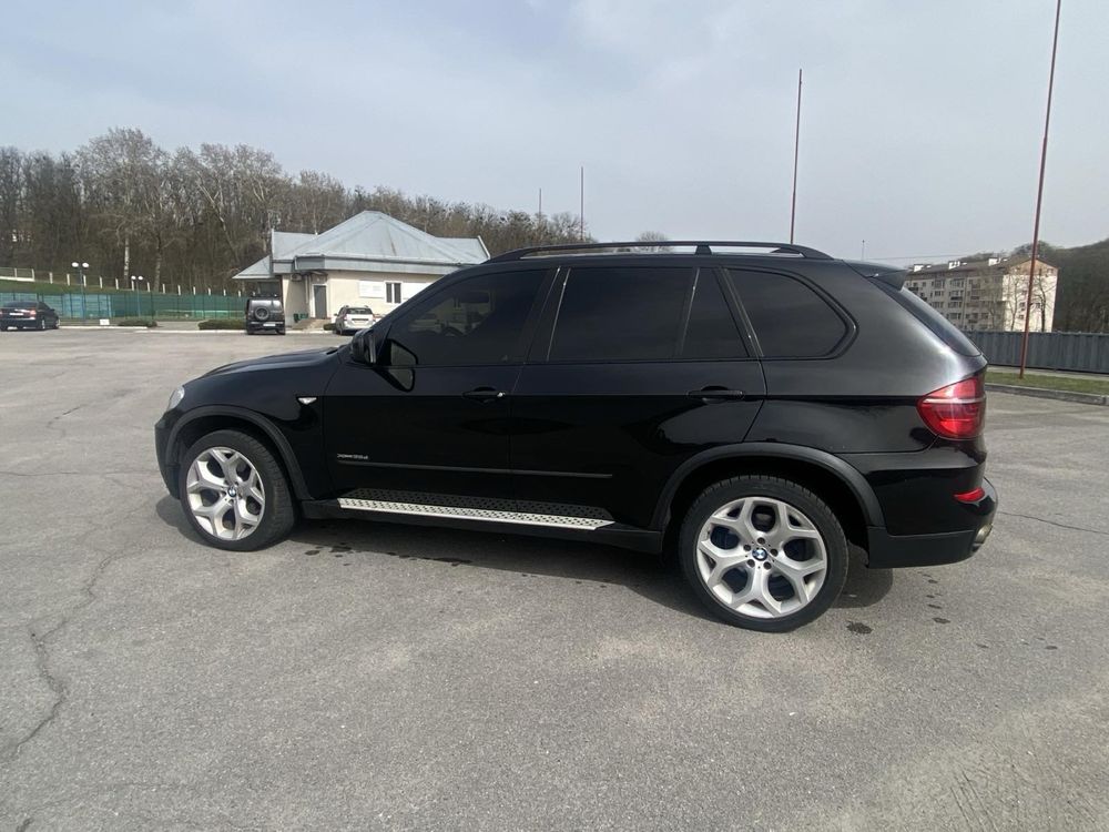 BMW X5 2011 (БМВ)