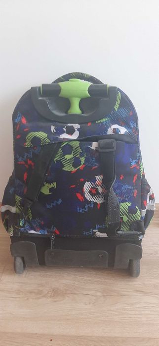 Plecak szkolny na kółkach