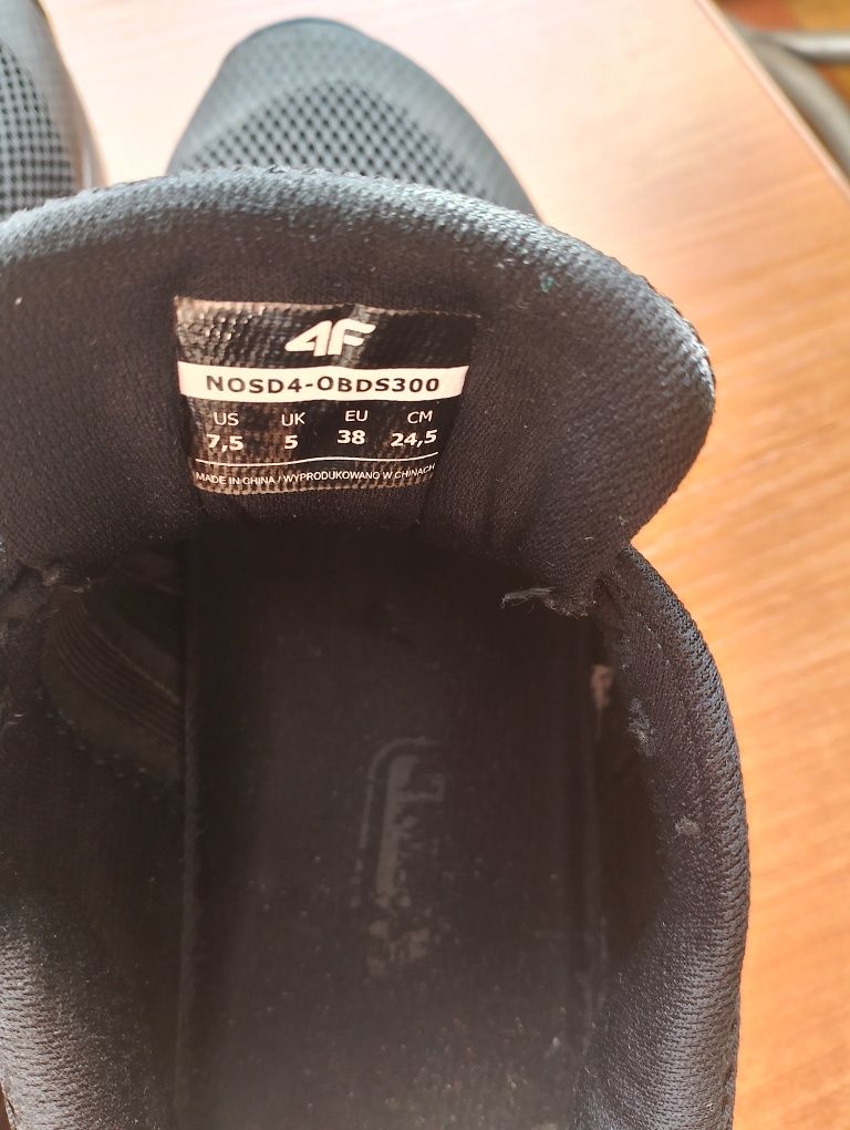 Buty Sportowe 4F