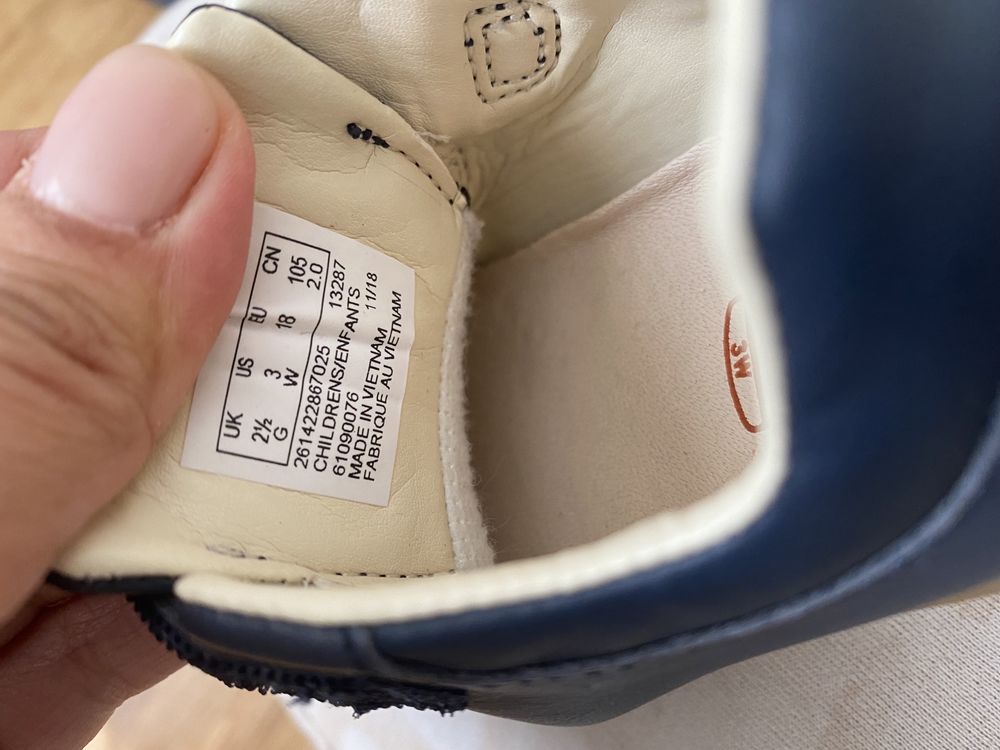 Clarks pierwsze buty r. 18 skora