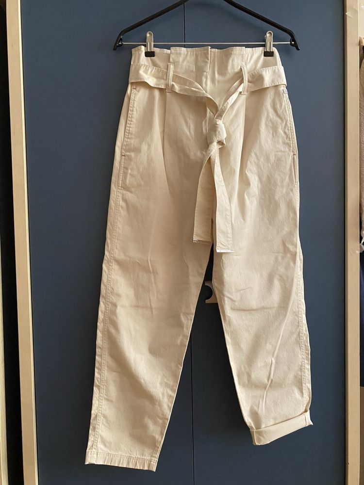 Bawełniane spodnie Calvin Klein r.36