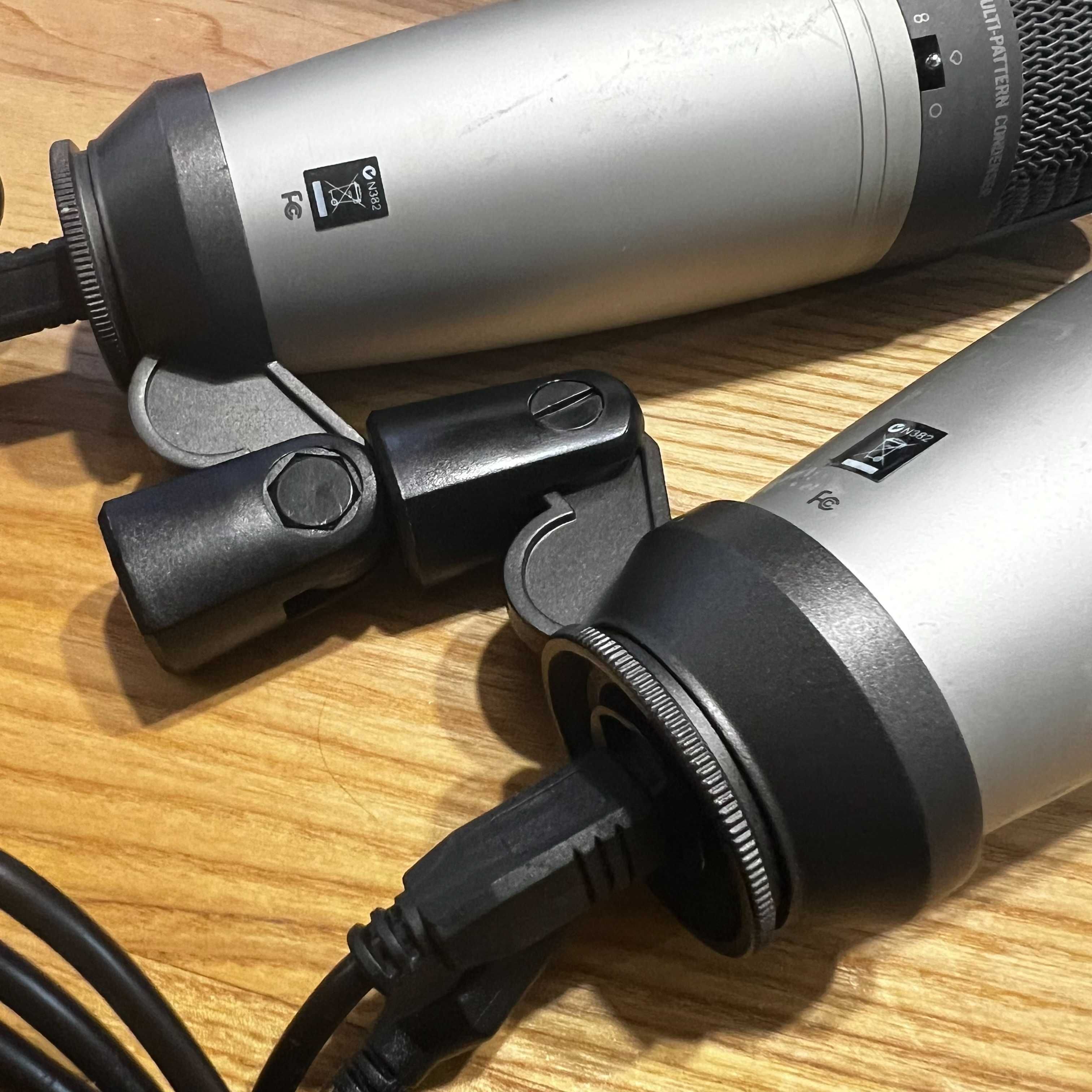 мікрофон USB - SAMSON C03U, Mackie EM-91CU USB