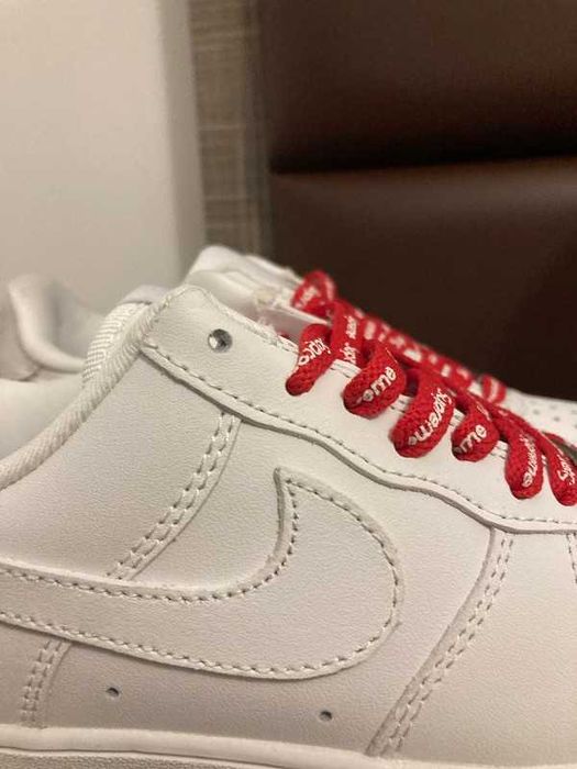 Buty meskie Trampk Nike Air Force 1 Low Supreme White R.46