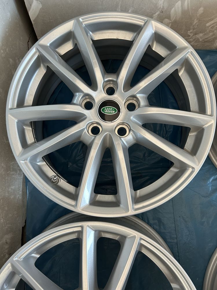 546 Felgi aluminiowr Oryginał LAND ROVER R 19 5x120 NOWE czujniki