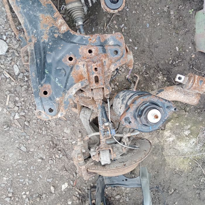 Амортизаторы Хонда срв 4 2013-2015