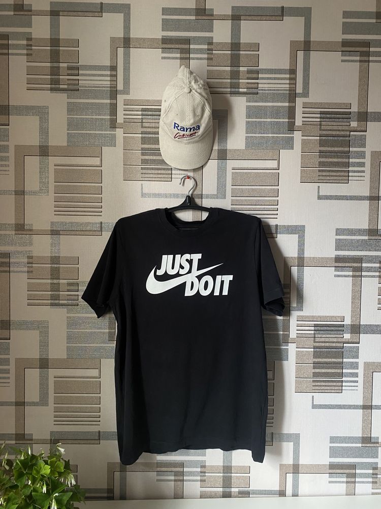 Футболка Nike  найк