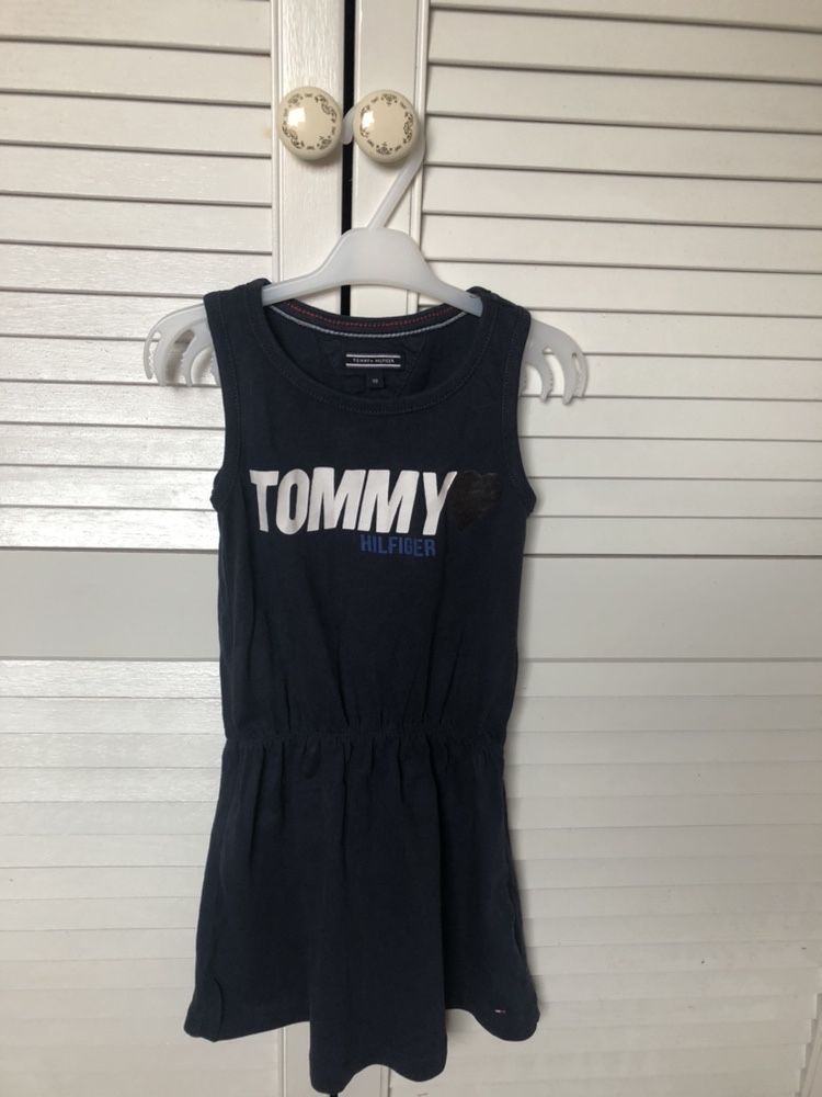 Sukienka Tommy Hilfiger rozm 98