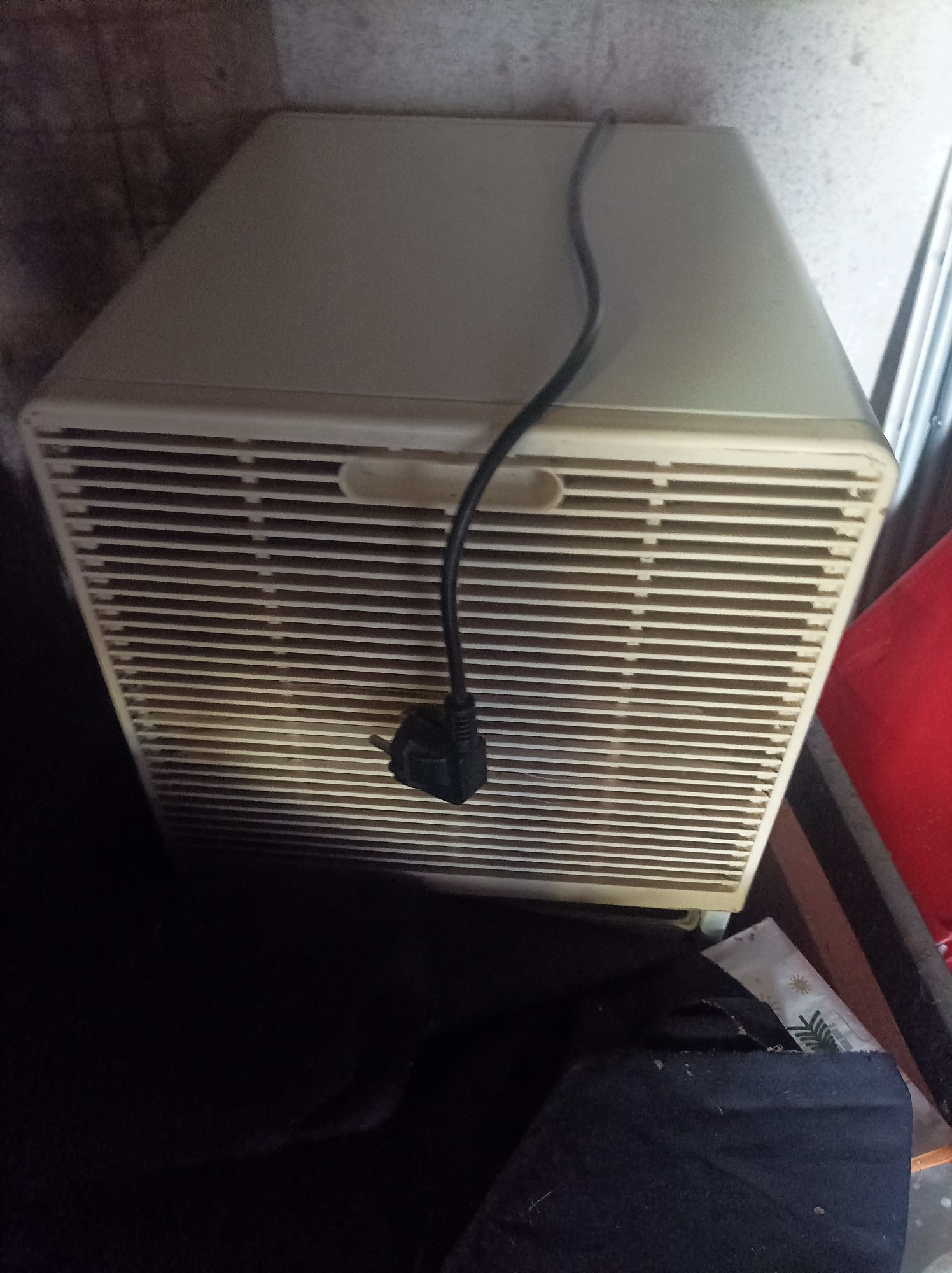 Vendo máquina de costura