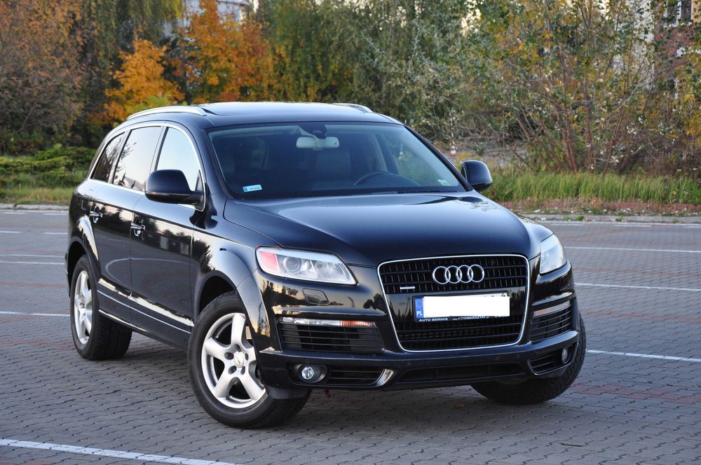 Ładne Audi Q7 4.2 Benzyna Full 7 miejsc 2008 Rok