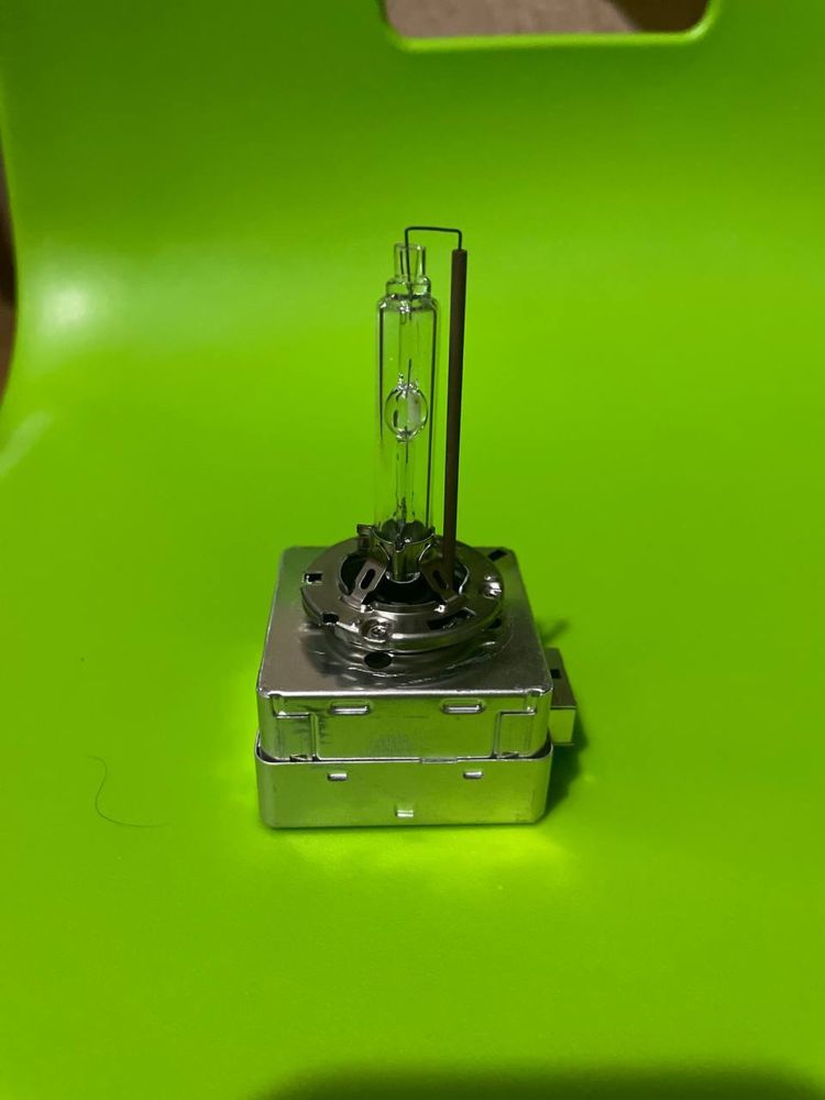 Автолампа Philips Vision D1S
