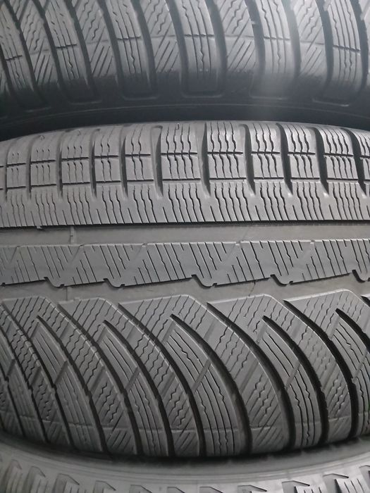 255/40 R19-Michelin PilotAlpin PA4 зима склад шин