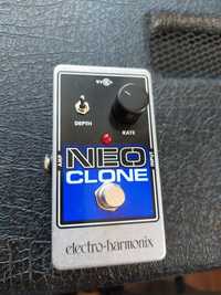 Electro-harmonix ehx neo clone chorus